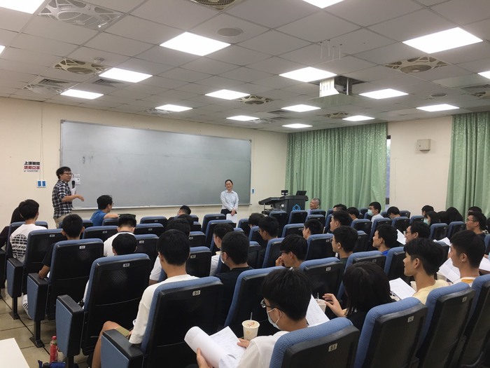 109.09.11-109學年度工程學士班新生入學指導活動圖片