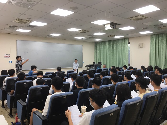 109.09.11-109學年度工程學士班新生入學指導活動圖片