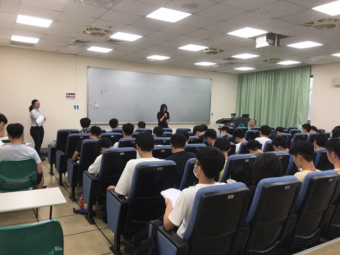 109.09.11-109學年度工程學士班新生入學指導活動圖片