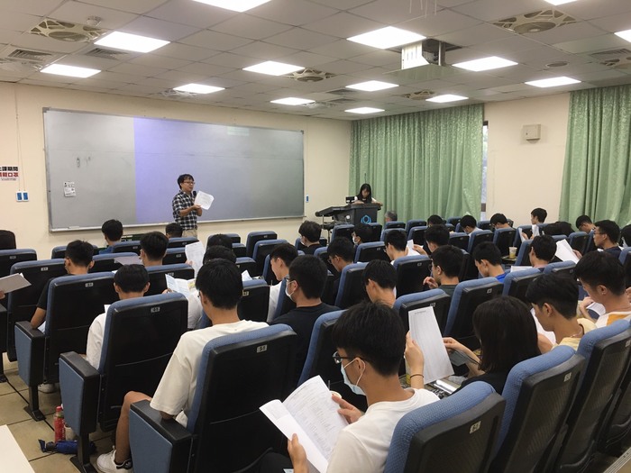 109.09.11-109學年度工程學士班新生入學指導活動圖片