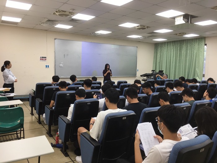 109.09.11-109學年度工程學士班新生入學指導活動圖片