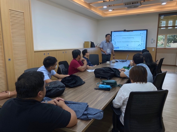 113.08.15 菲律賓 University of San Carlos 教授來訪圖片